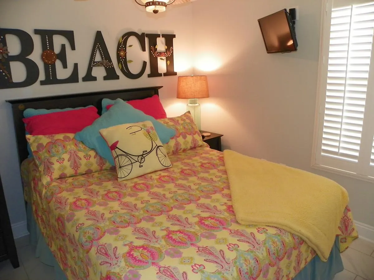 Pelican Beach Resort - Destin Condo Getaways By Cls 3*,  미국